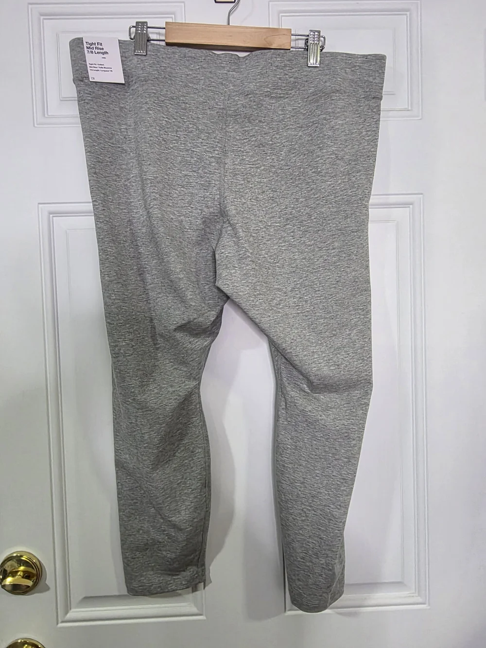 Nike Plus Size Heather Gray Cropped Leggings